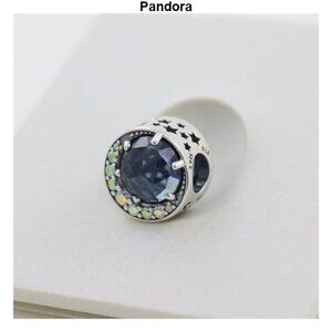 Pandora sparkling dark blue charm